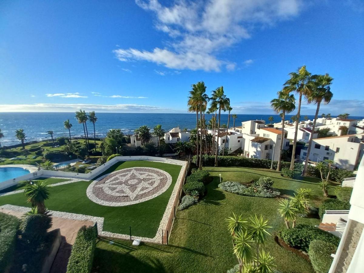 Sitio de Calahonda Miraflores Beachfront Penthouse מראה חיצוני תמונה