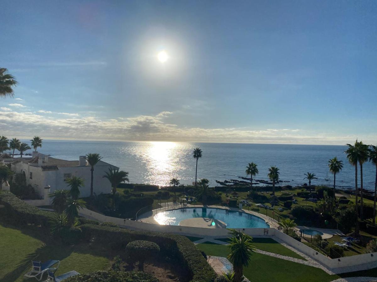 Sitio de Calahonda Miraflores Beachfront Penthouse מראה חיצוני תמונה